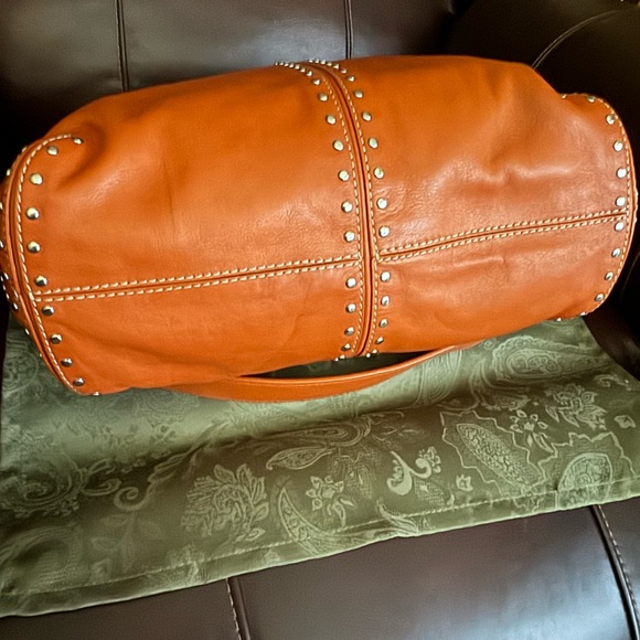 Michael Kors Aster Tote - Picture 5 of 6